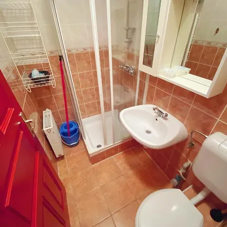 Apartament Ddb *